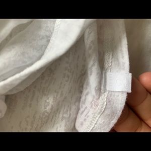 Lululemon tshirt